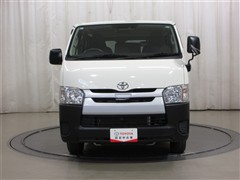 ハイエースV DX 4WD
