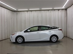 プリウスS セーフティプラス2 4W