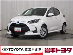 トヨタ ヤリス HV X 4WD