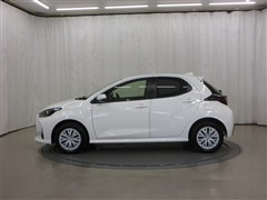 ヤリス HV X 4WD