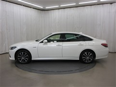 クラウンHV SFourCパッケージ