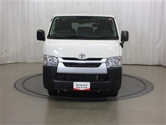ハイエースV DX 4WD