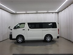 ハイエースV DX 4WD