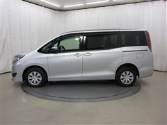 ノア X 4WD