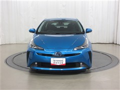プリウス A 4WD