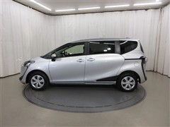 シエンタ X 4WD