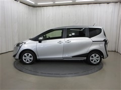 シエンタ X 4WD