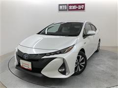 トヨタ　プリウスPHV A プレミアム