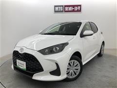 トヨタ ヤリス HV X
