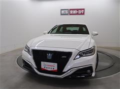 クラウン ハイブリッド RS
