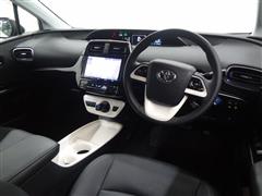 プリウス A ツーリングセレクション