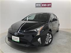 トヨタ プリウス A