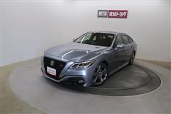 クラウン RS