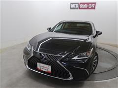 レクサス ES300h ヒョウジュンシャ