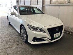 クラウン ハイブリッド G FOUR