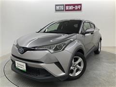 トヨタ C-HR S