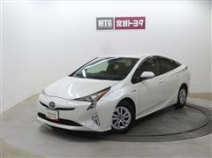 プリウス S Safety Plus