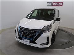 セレナ E-パワー ハイウェイスターV