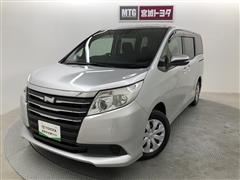 トヨタ ノア X