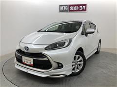 トヨタ アクア Z