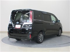 エスクァイア ハイブリッドXI