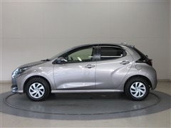 ヤリス X 4WD