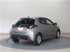 ヤリス X 4WD