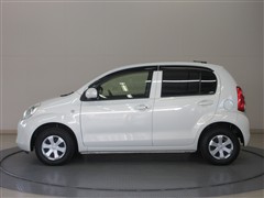 パッソ X クツロギ4WD