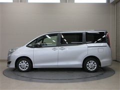 ノア ハイブリッド X