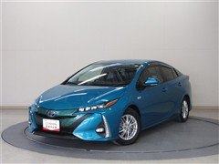 トヨタ プリウスPHEV S