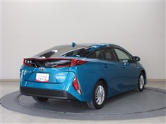 プリウスPHEV S