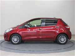 ヴィッツ ジュエラ