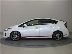 プリウス SツーリングG`s