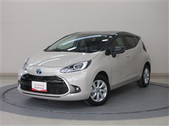 トヨタ アクア Z 4WD