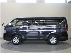 ハイエースV SーGL ダークP2