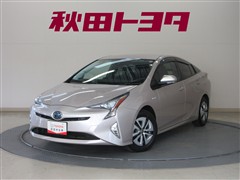 トヨタ プリウス A 4WD