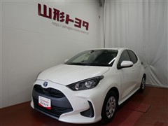 ヤリス ハイブリッド X