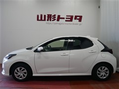 ヤリス ハイブリッド X