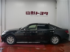 クラウンHVロイヤルサルーンG