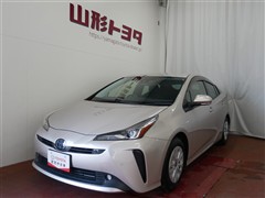 トヨタ プリウス S