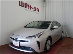 トヨタ プリウス S