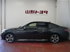 クラウン RS アドバンス FOUR