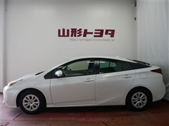 プリウス S セーフティープラス2