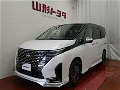 日産 セレナ AUTECH 4WD
