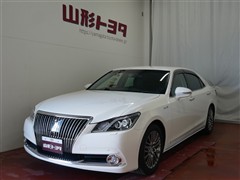 トヨタ クラウンマジェスタ HV Fバージ