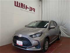 トヨタ ヤリス X 4WD