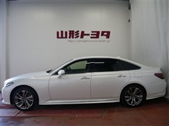 クラウン RS アドバンス FOUR