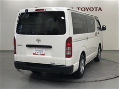 ハイエースV DX 4WD