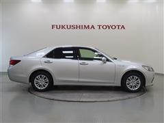 クラウンHEV ロイヤルサルーンFour