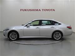 クラウンHEV S Fourエレガンス